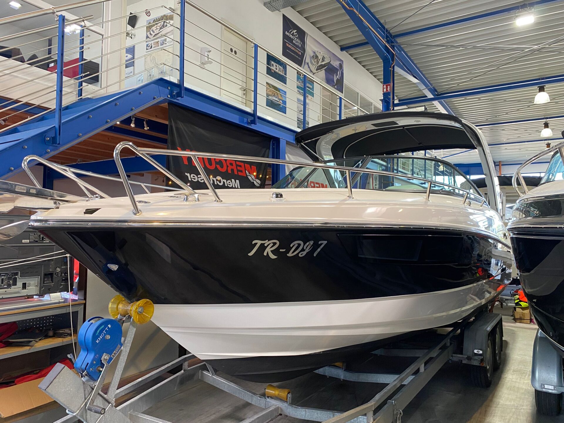 VIPER V 263 DC inkl. Trailer