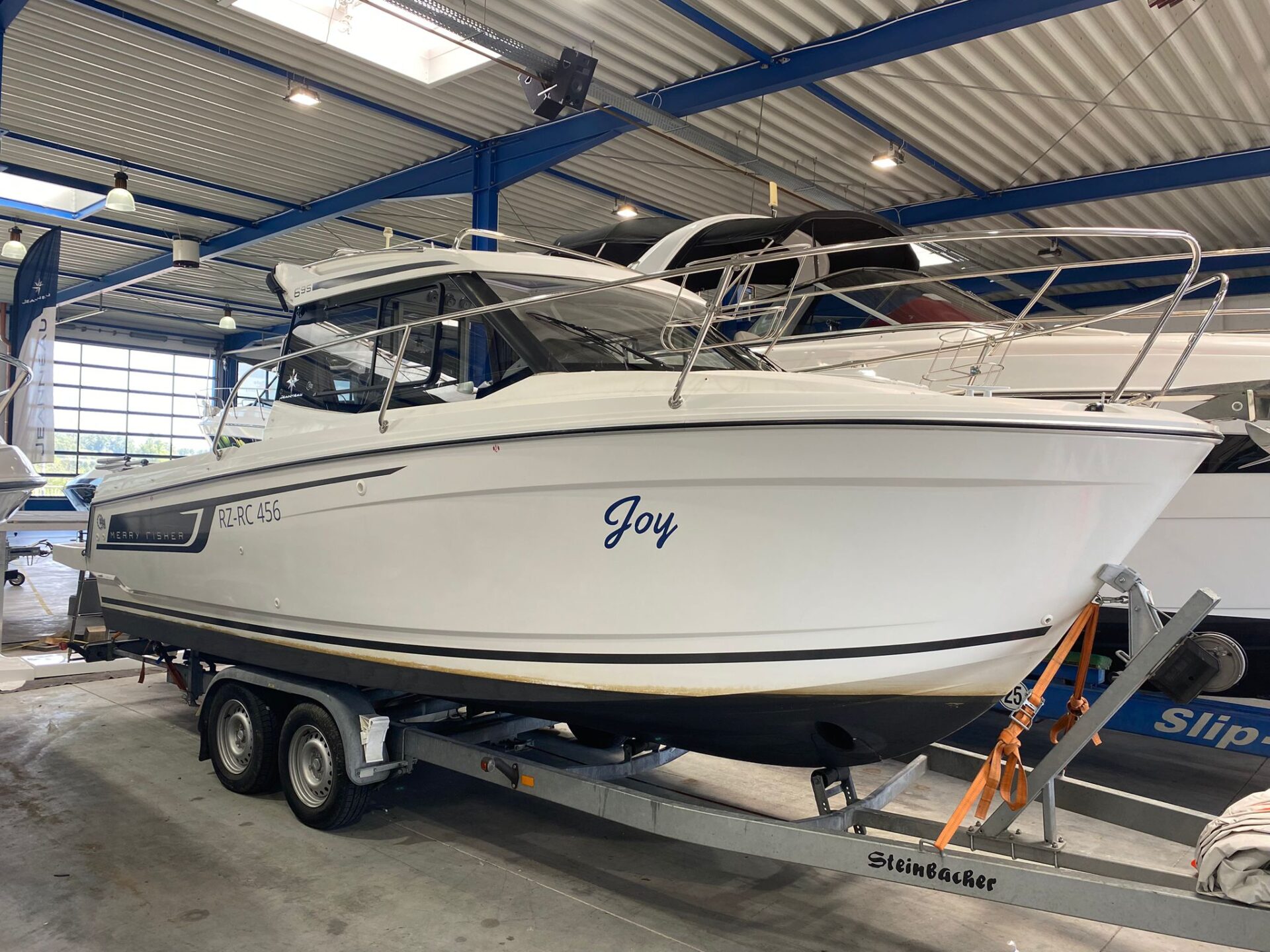JEANNEAU MERRY FISHER 695 mit Yamaha F 150 DETL