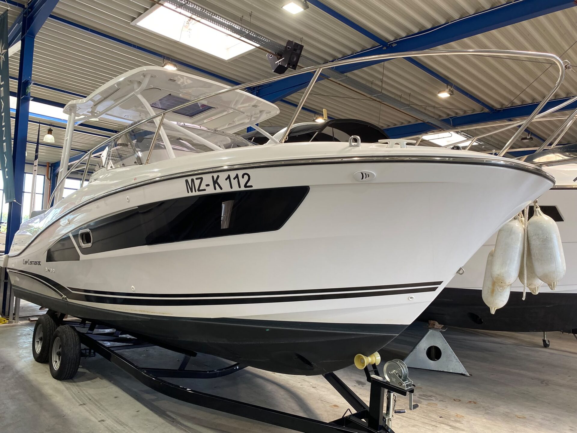 JEANNEAU CAP CAMARAT 9.0 WA mit 2x Mercury F 225 V6