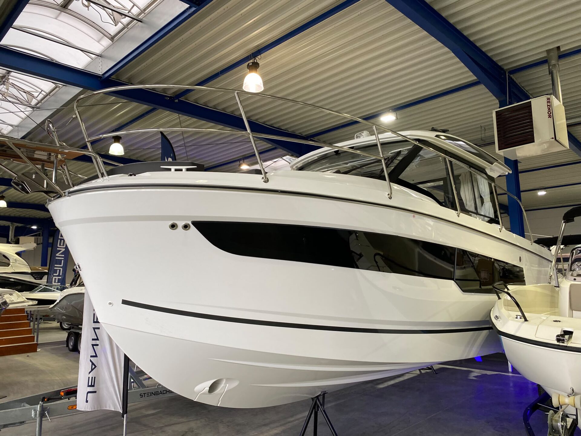 JEANNEAU MERRY FISHER 895 Serie 2 – Modell 2027