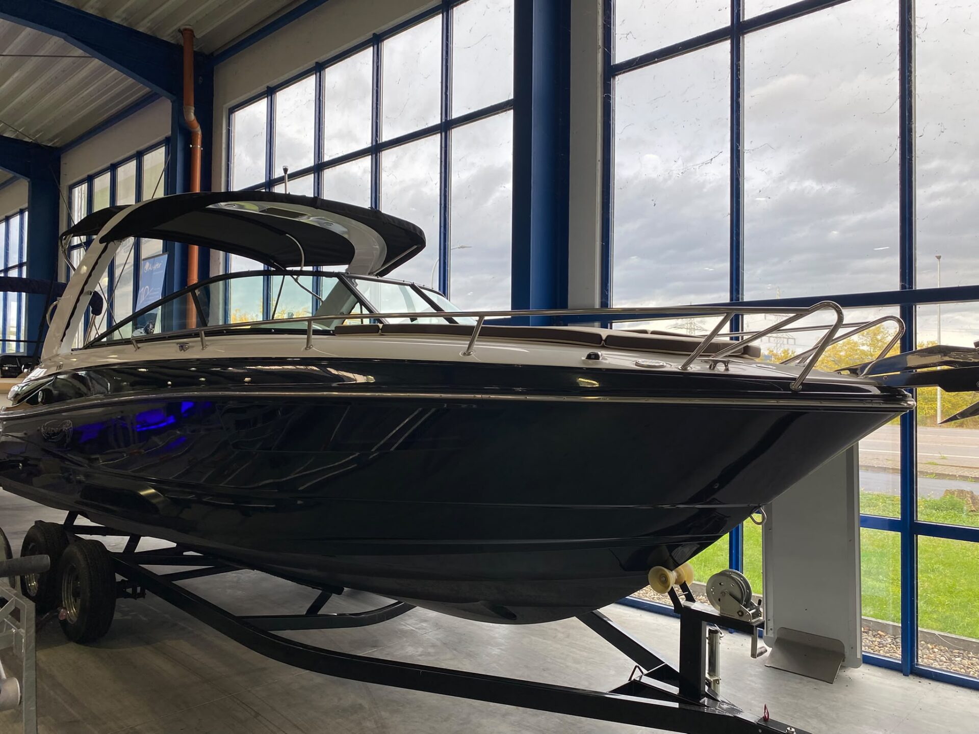 VIPER V 263 DC mit MerCruiser 6,2 L EC BIII DTS